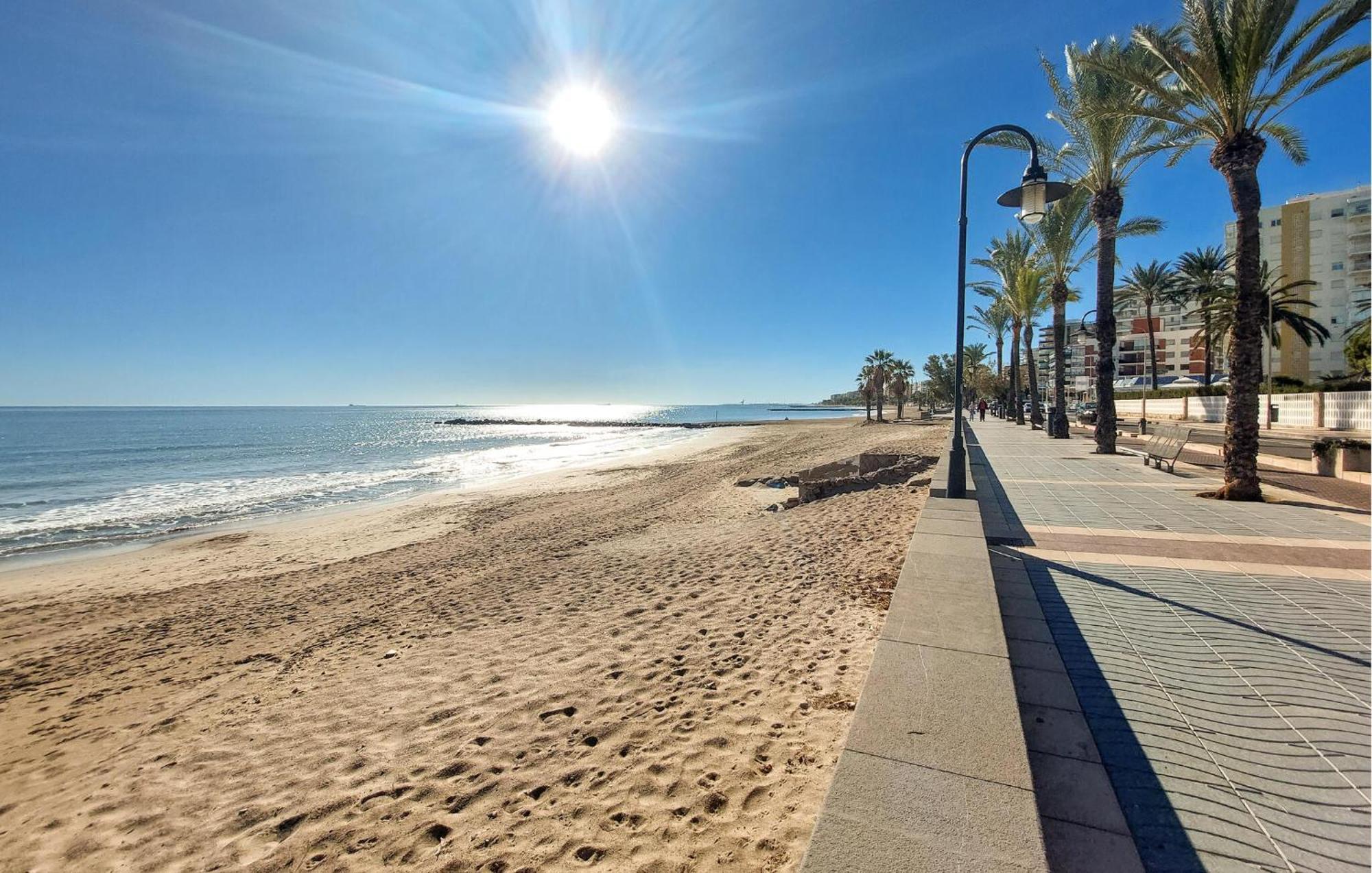 Stunning Home In Benicasim With Kitchen เบนิสกัสซิม ภายนอก รูปภาพ